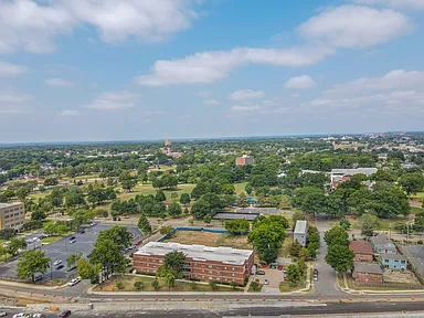 McGowan Flats Looking for roomates