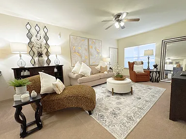 Dream Little Rock Looking for roomates